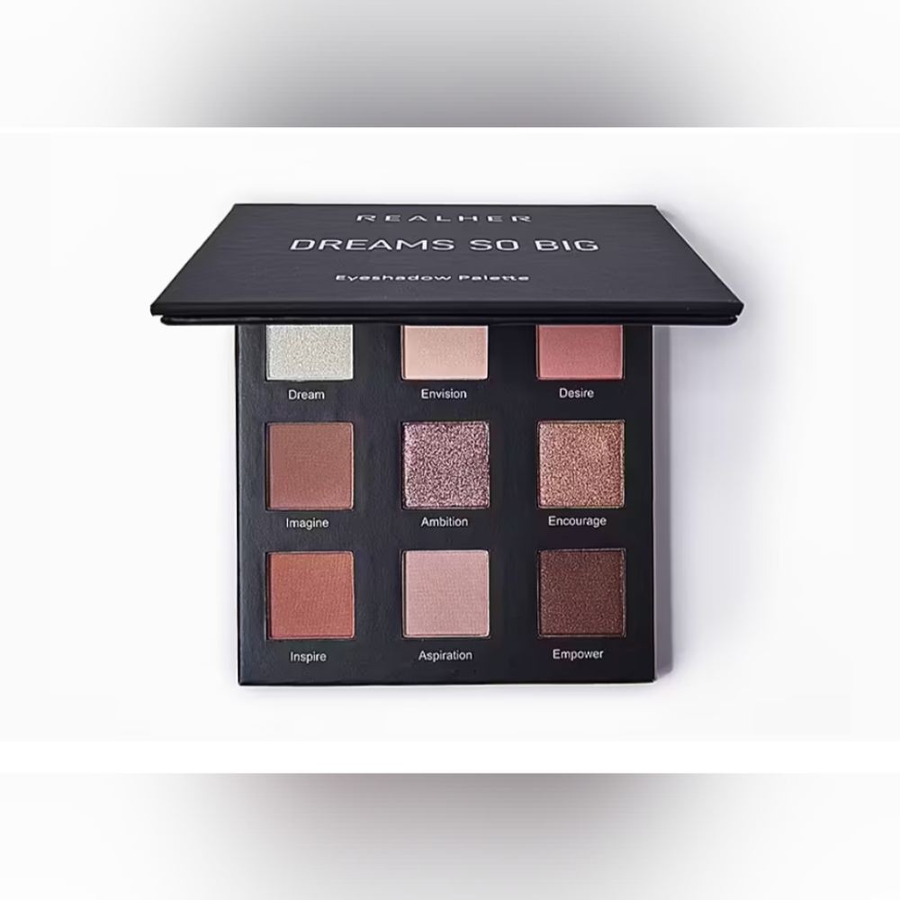 5/75$ REALHER DREAMS SO BIG Eyeshadow Palette